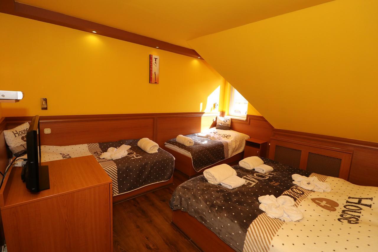Bed and Breakfast Szekelykert Panzio Мішкольц Екстер'єр фото